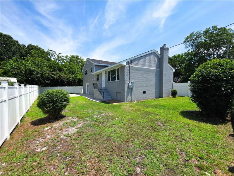 Photo 20 of 21 residential for sale in Portsmouth virginia