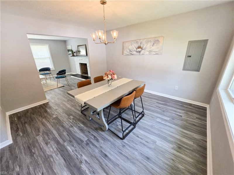 Photo 8 of 21 residential for sale in Portsmouth virginia