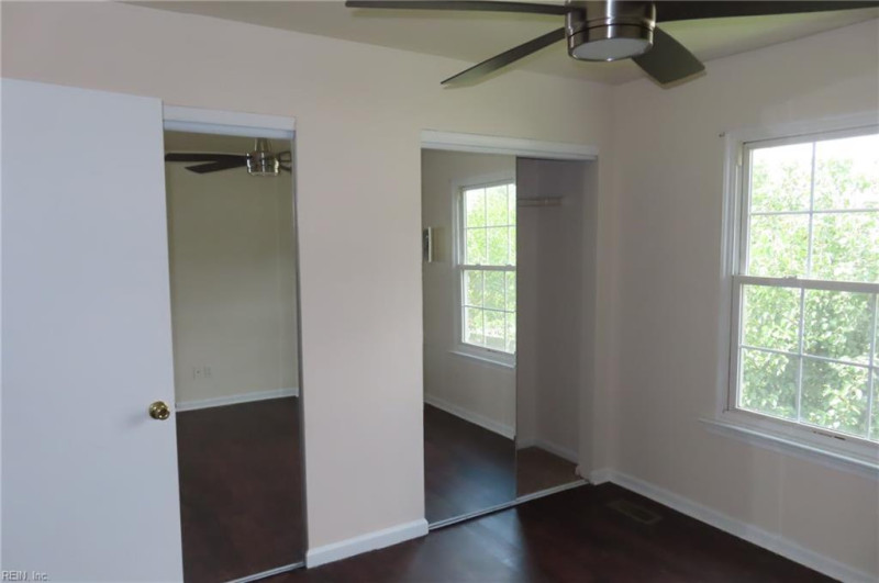 Photo 12 of 19 residential for sale in Chesapeake virginia Photo 12 of 19 residential for sale in Chesapeake virginia