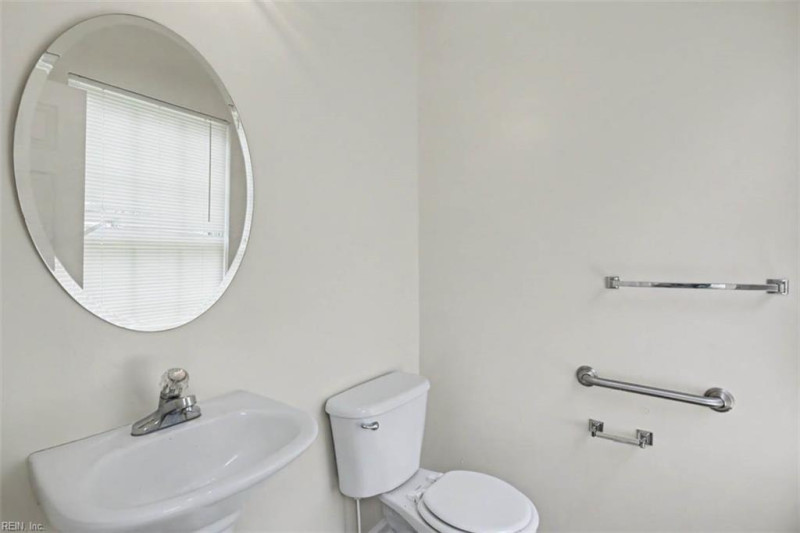 Photo 22 of 34 residential for sale in Newport News virginia