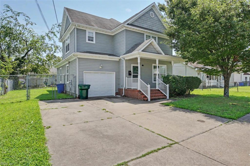 Photo 4 of 34 residential for sale in Newport News virginia