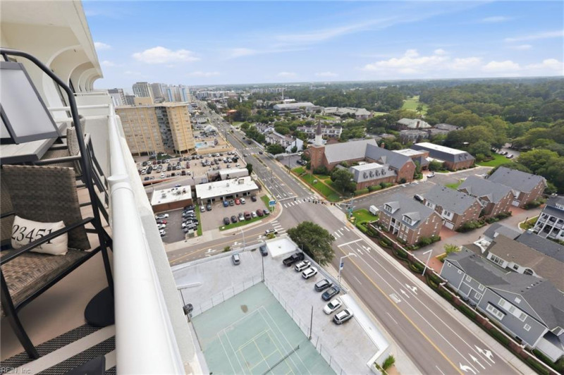 Photo 23 of 44 residential for sale in Virginia Beach virginia