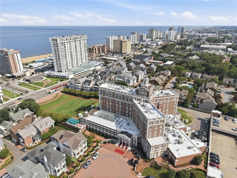 Photo 4 of 44 residential for sale in Virginia Beach virginia