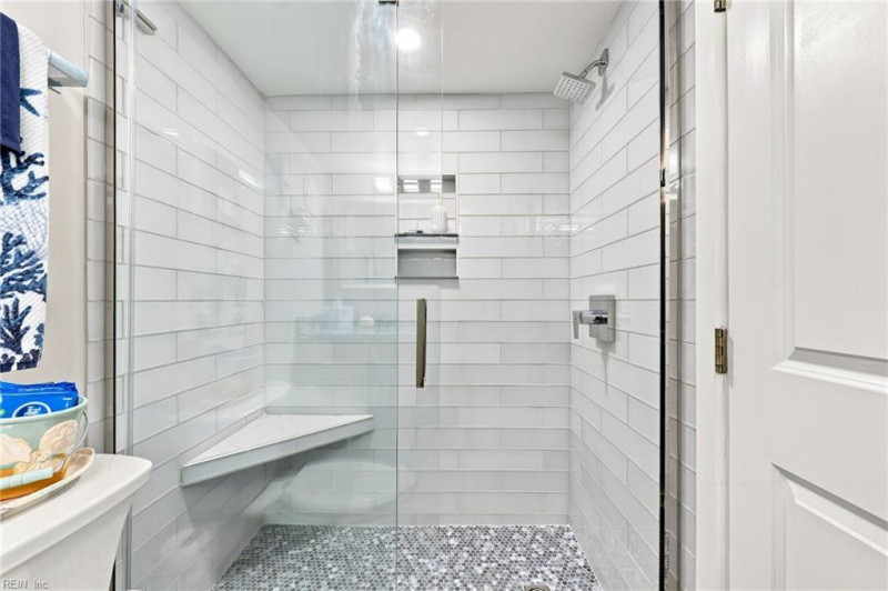 Photo 40 of 44 residential for sale in Virginia Beach virginia