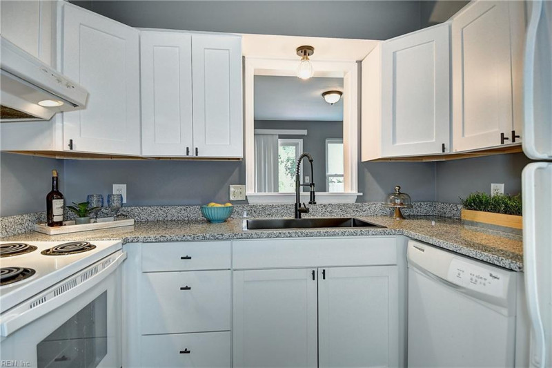 Photo 5 of 45 residential for sale in Newport News virginia Photo 5 of 45 residential for sale in Newport News virginia