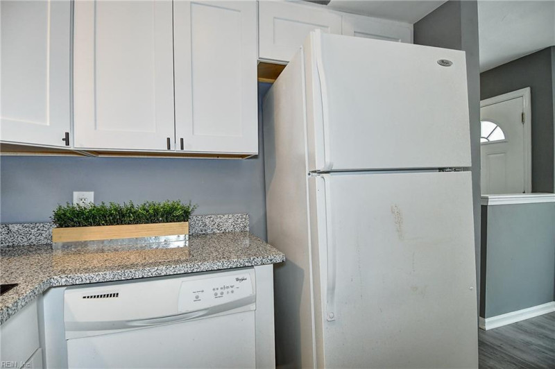 Photo 8 of 45 residential for sale in Newport News virginia Photo 8 of 45 residential for sale in Newport News virginia