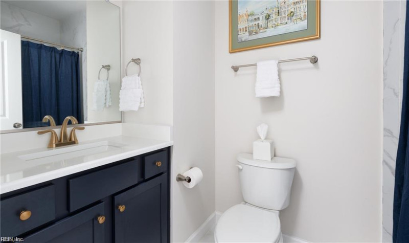 Photo 17 of 36 residential for sale in Virginia Beach virginia