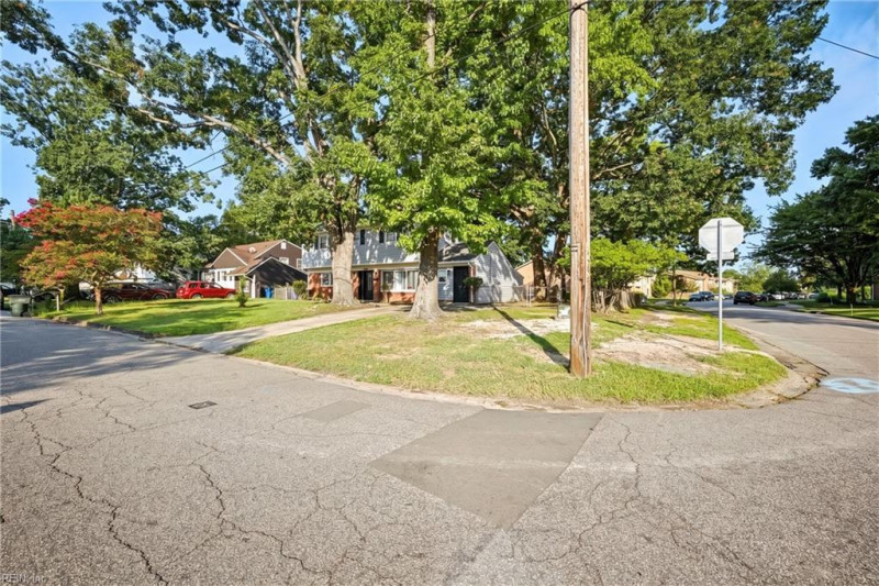Photo 4 of 45 residential for sale in Norfolk virginia Photo 4 of 45 residential for sale in Norfolk virginia