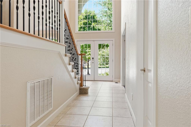 Photo 13 of 50 residential for sale in Virginia Beach virginia