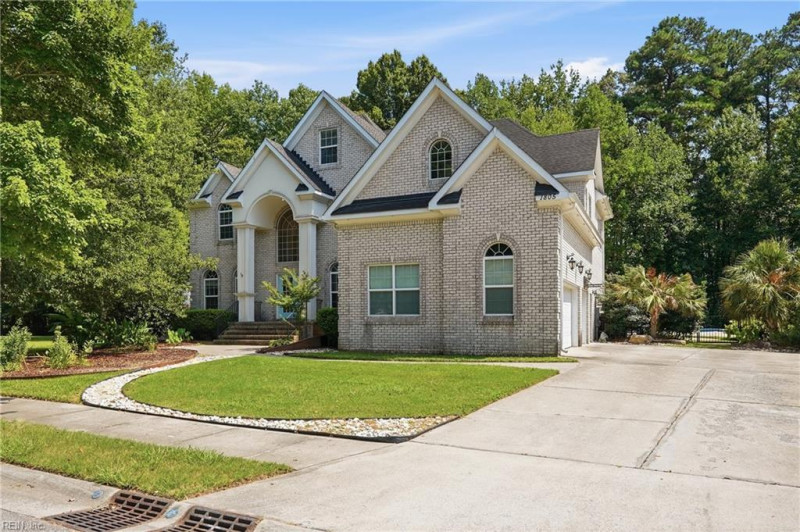 Photo 3 of 50 residential for sale in Virginia Beach virginia
