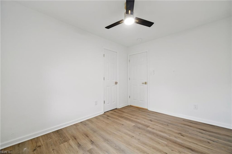 Photo 12 of 26 residential for sale in Newport News virginia