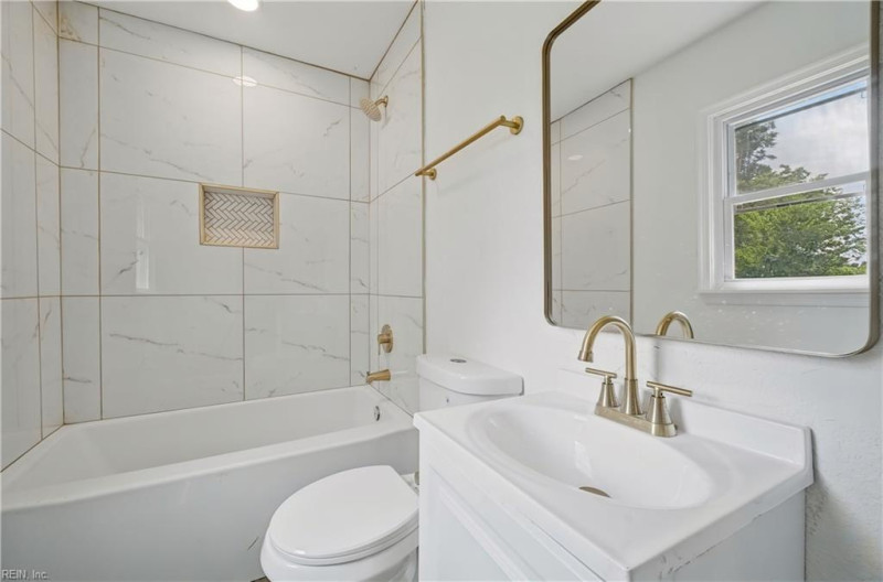 Photo 16 of 26 residential for sale in Newport News virginia