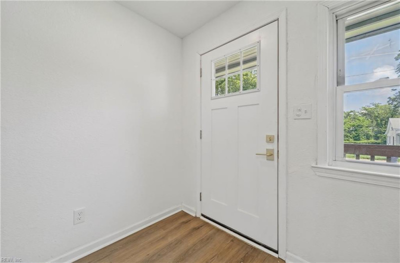 Photo 3 of 26 residential for sale in Newport News virginia