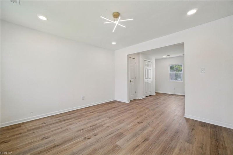 Photo 4 of 26 residential for sale in Newport News virginia
