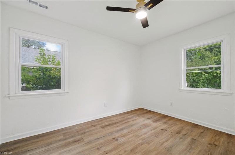 Photo 9 of 26 residential for sale in Newport News virginia