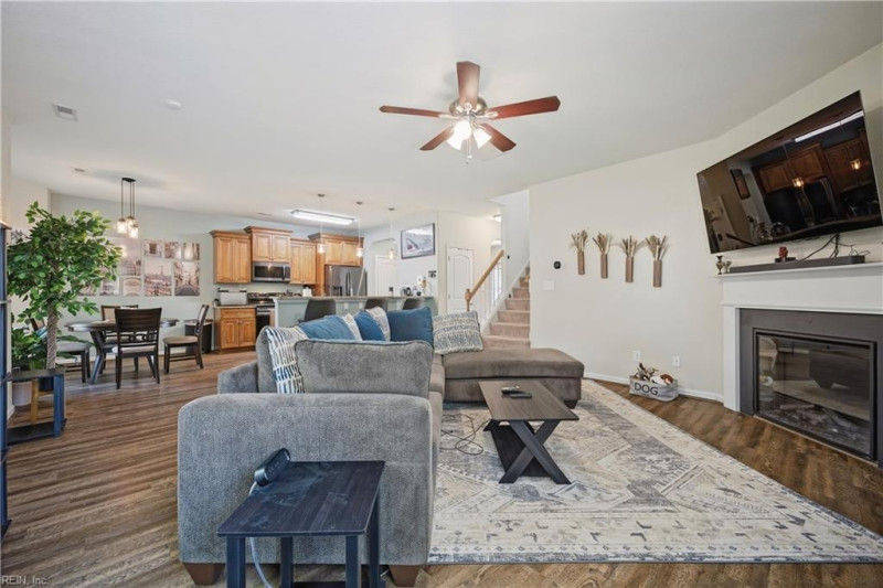 Photo 10 of 41 residential for sale in Chesapeake virginia Photo 10 of 41 residential for sale in Chesapeake virginia