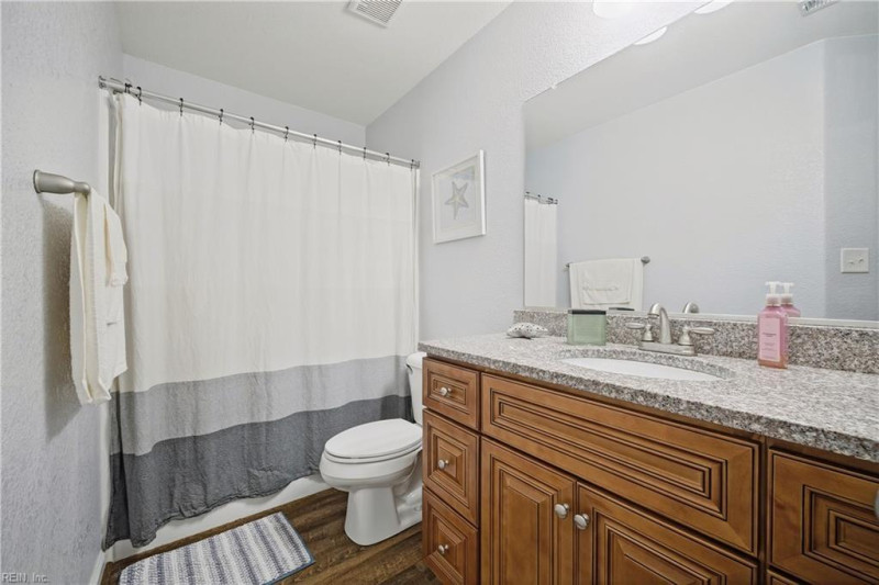 Photo 23 of 41 residential for sale in Chesapeake virginia Photo 23 of 41 residential for sale in Chesapeake virginia