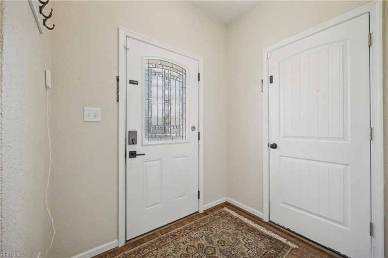 Photo 4 of 41 residential for sale in Chesapeake virginia Photo 4 of 41 residential for sale in Chesapeake virginia