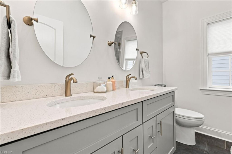 Photo 14 of 48 residential for sale in Norfolk virginia