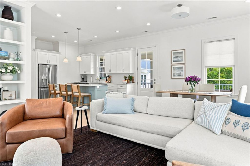 Photo 17 of 48 residential for sale in Norfolk virginia