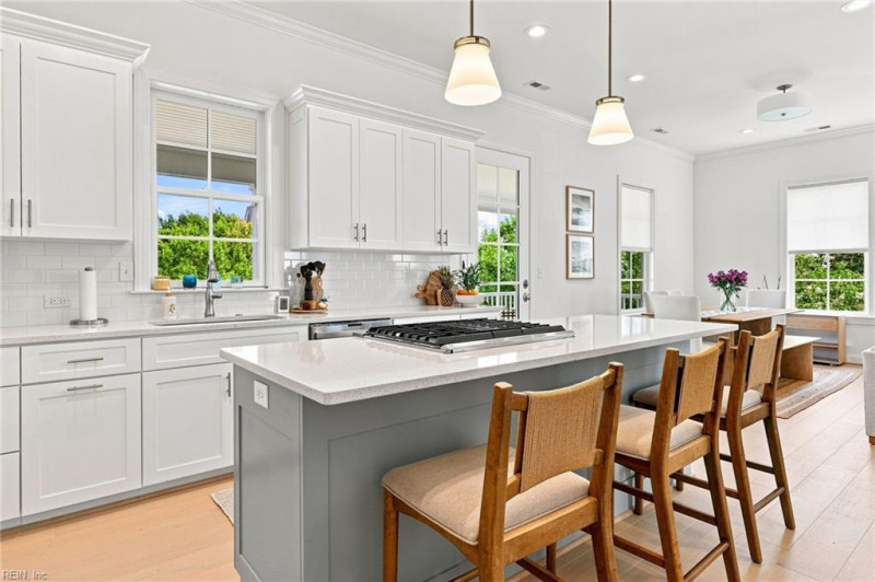 Photo 23 of 48 residential for sale in Norfolk virginia