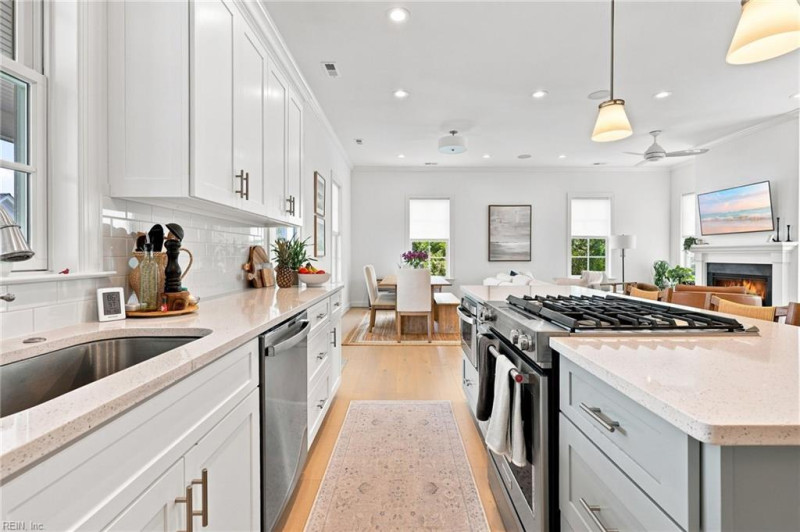 Photo 25 of 48 residential for sale in Norfolk virginia