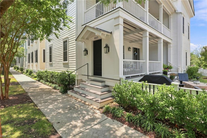 Photo 3 of 48 residential for sale in Norfolk virginia