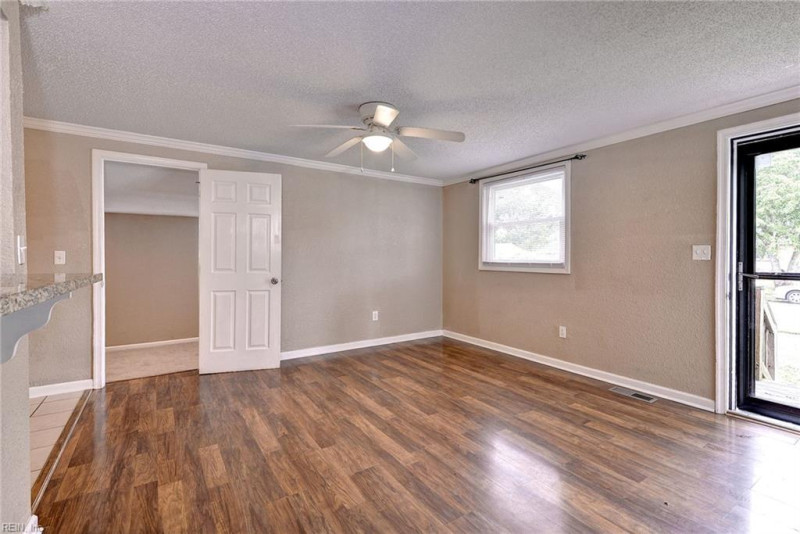 Photo 6 of 29 residential for sale in Hampton virginia