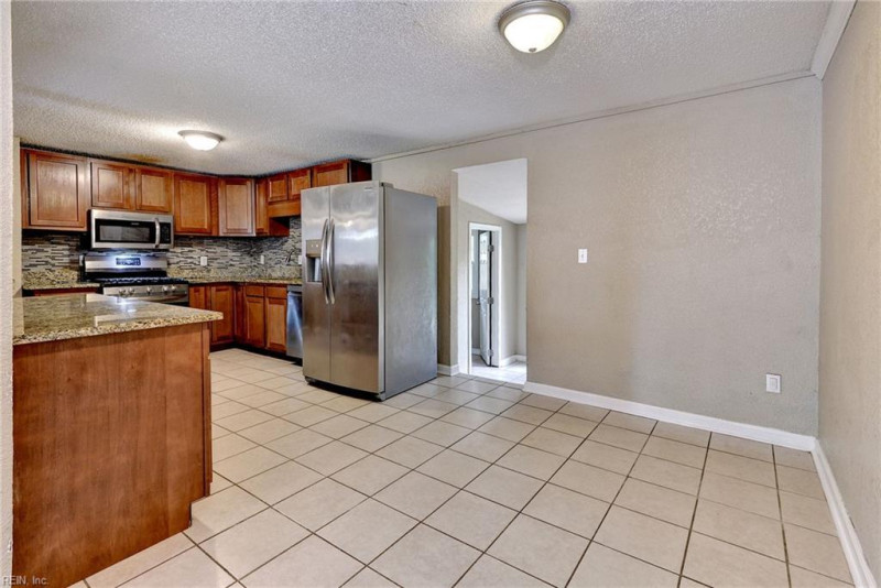 Photo 9 of 29 residential for sale in Hampton virginia