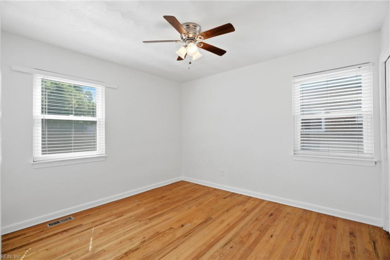Photo 23 of 43 residential for sale in Norfolk virginia Photo 23 of 43 residential for sale in Norfolk virginia