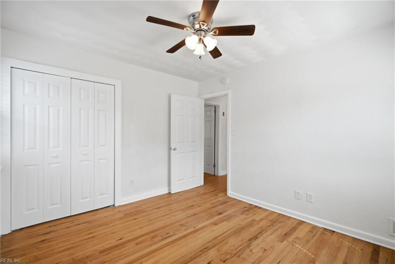 Photo 24 of 43 residential for sale in Norfolk virginia Photo 24 of 43 residential for sale in Norfolk virginia