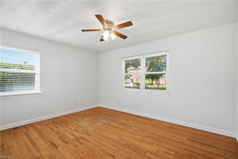 Photo 25 of 43 residential for sale in Norfolk virginia Photo 25 of 43 residential for sale in Norfolk virginia