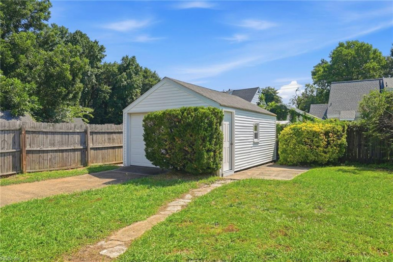Photo 39 of 43 residential for sale in Norfolk virginia Photo 39 of 43 residential for sale in Norfolk virginia