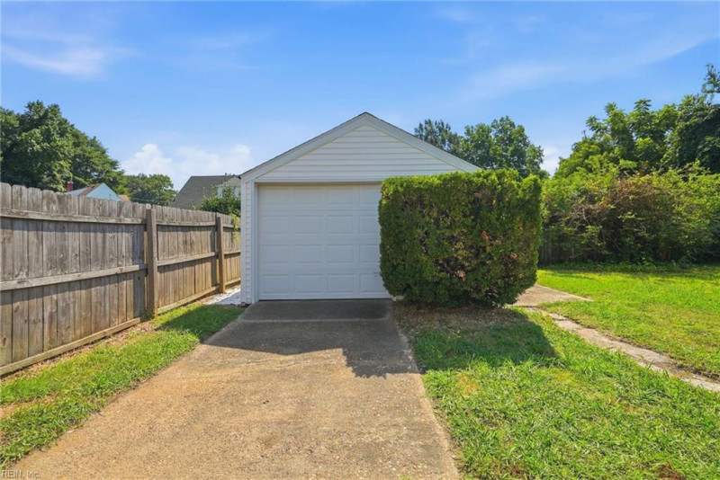 Photo 40 of 43 residential for sale in Norfolk virginia Photo 40 of 43 residential for sale in Norfolk virginia