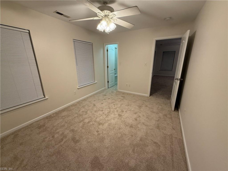 Photo 18 of 27 residential for sale in Virginia Beach virginia