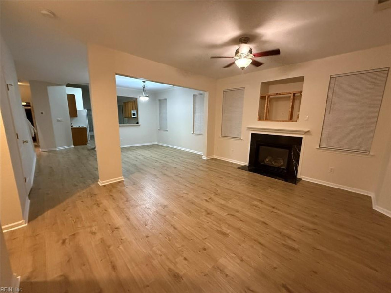 Photo 6 of 27 residential for sale in Virginia Beach virginia