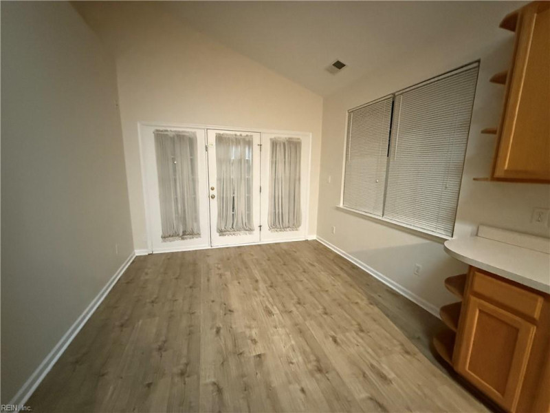 Photo 7 of 27 residential for sale in Virginia Beach virginia