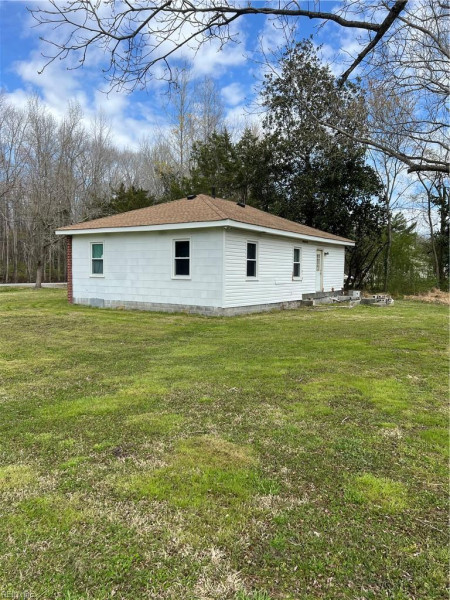 Photo 22 of 28 residential for sale in Chesapeake virginia Photo 22 of 28 residential for sale in Chesapeake virginia