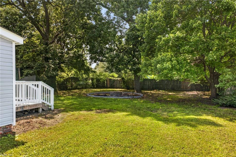 Photo 21 of 23 residential for sale in Portsmouth virginia