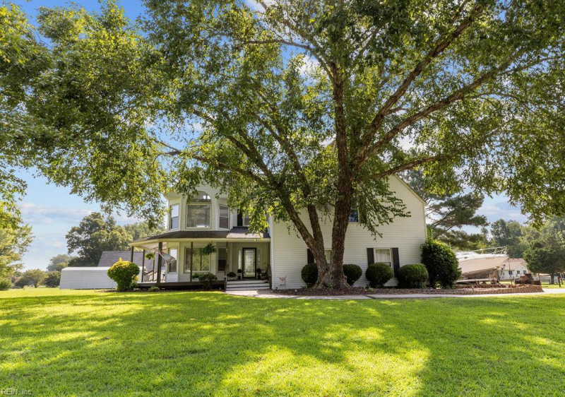 Photo 5 of 42 residential for sale in Isle of Wight County virginia
