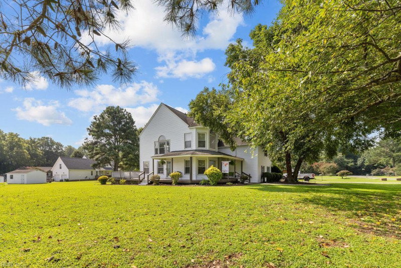 Photo 7 of 42 residential for sale in Isle of Wight County virginia