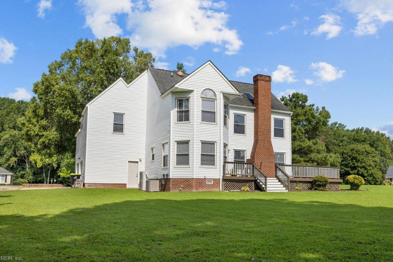 Photo 9 of 42 residential for sale in Isle of Wight County virginia