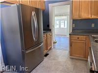Photo 11 of 41 residential for sale in James City County virginia