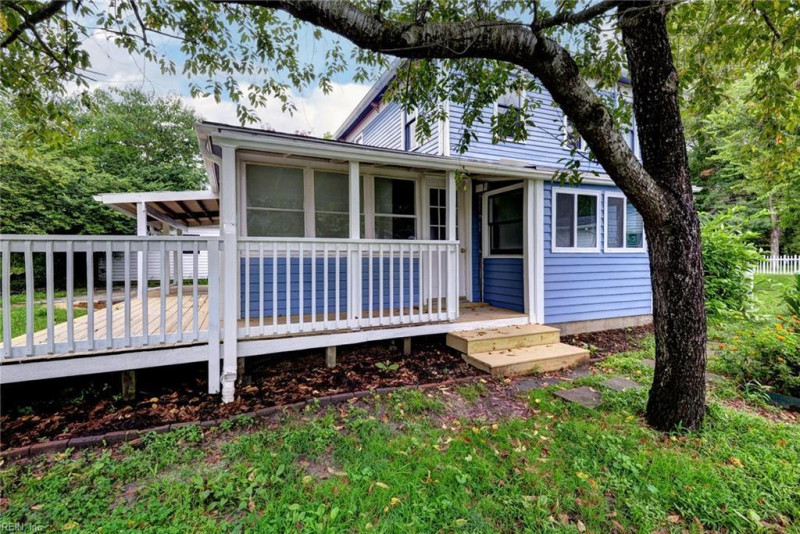 Photo 38 of 41 residential for sale in James City County virginia