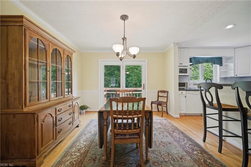 Photo 10 of 47 residential for sale in Virginia Beach virginia
