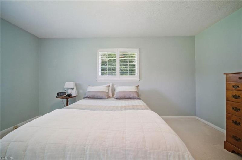 Photo 18 of 47 residential for sale in Virginia Beach virginia