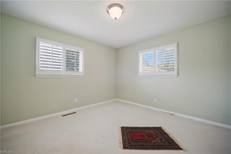 Photo 23 of 47 residential for sale in Virginia Beach virginia