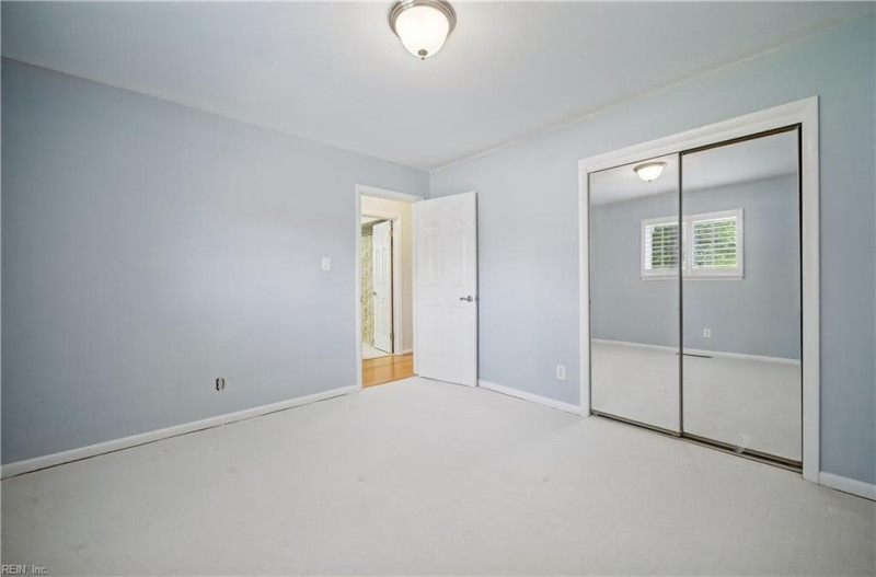 Photo 26 of 47 residential for sale in Virginia Beach virginia