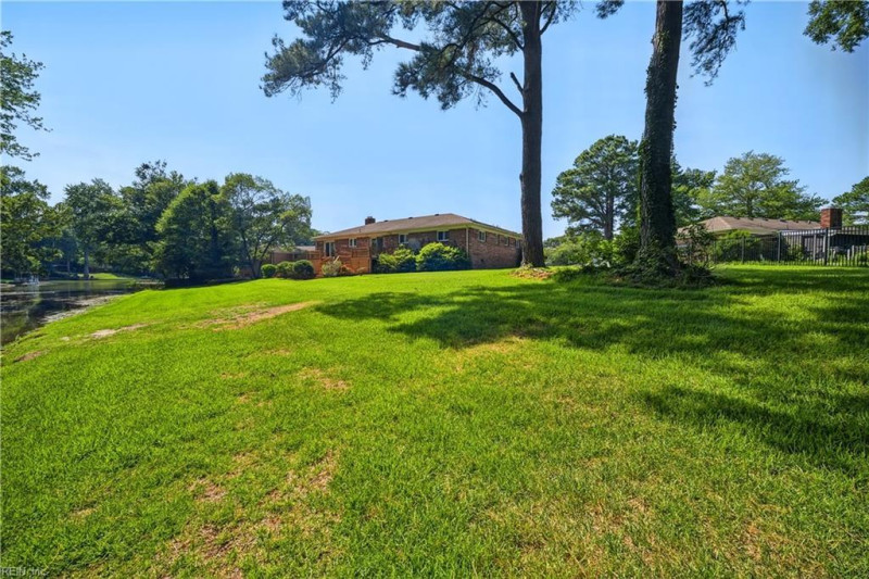 Photo 36 of 47 residential for sale in Virginia Beach virginia