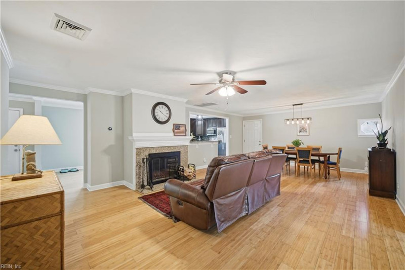 Photo 10 of 39 residential for sale in Norfolk virginia